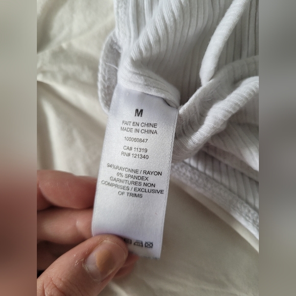 Garage White Body Suit Size Medium - Picture 4 of 4